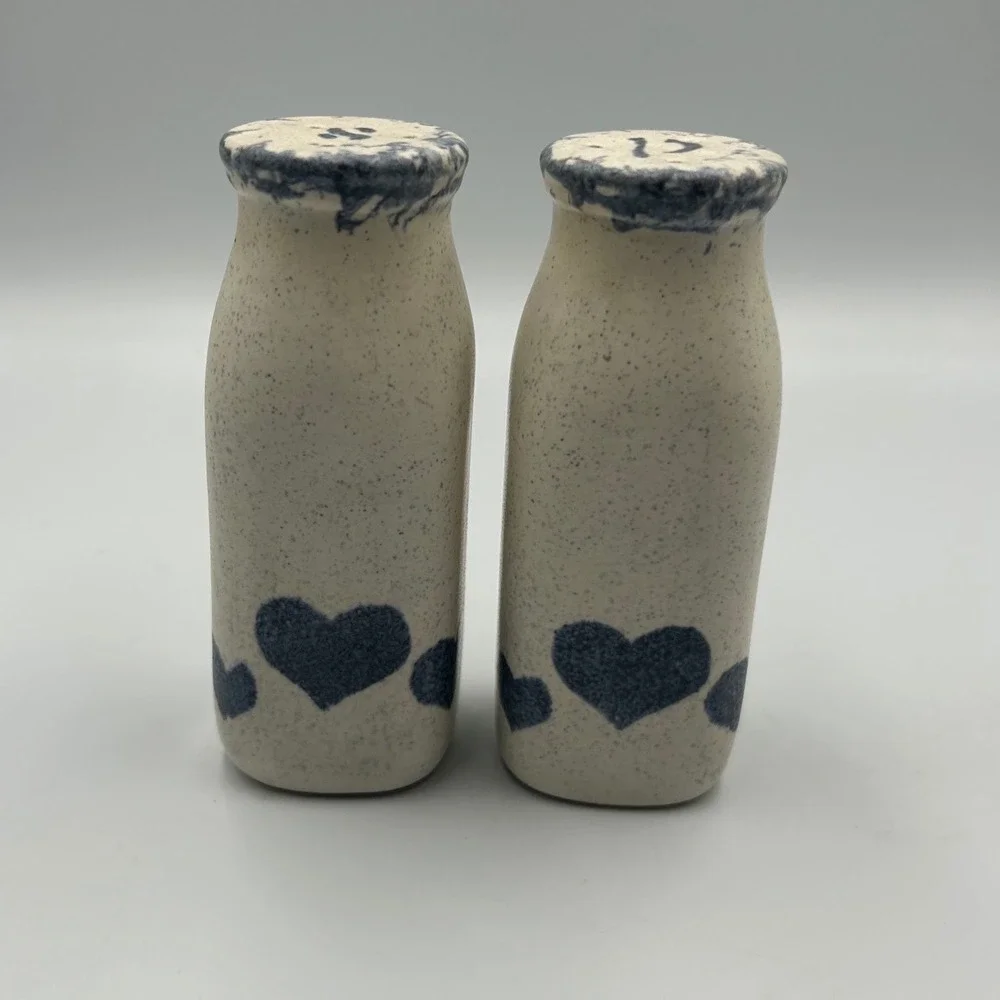 MN Wild Blue Heart Milk Bottle Salt and Pepper Shakers with Crate Cottge Core